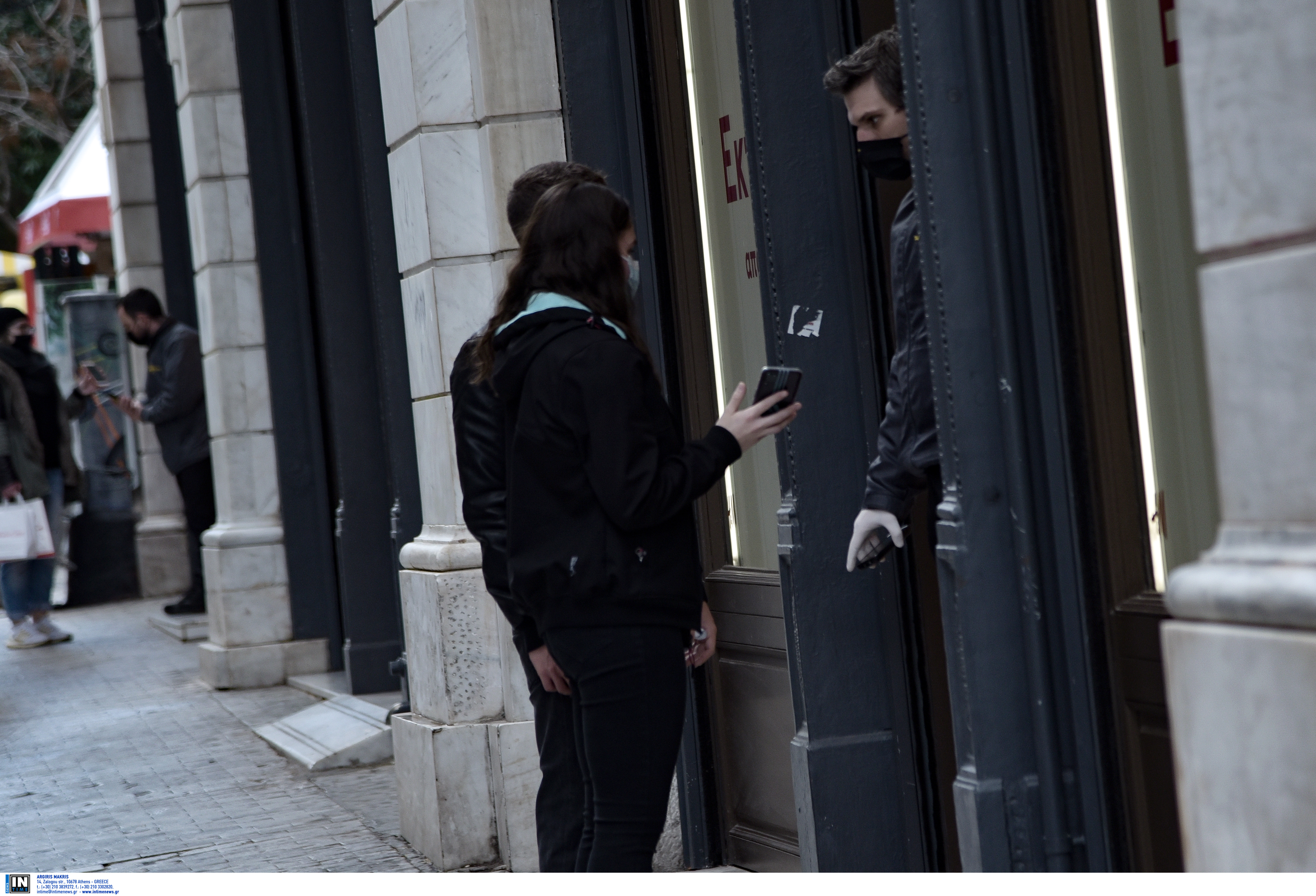 Ερμού, καταστήματα