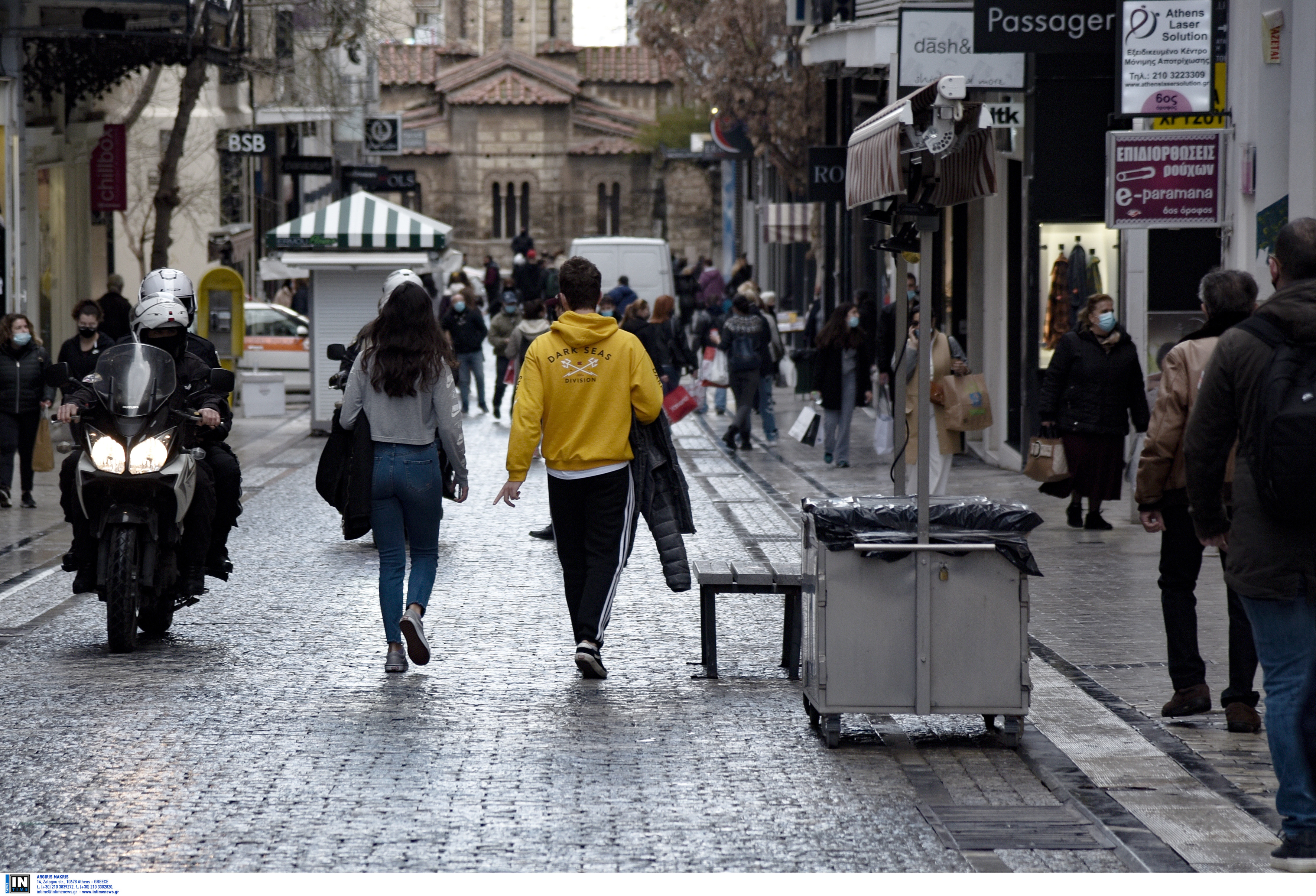 Ερμού, καταστήματα