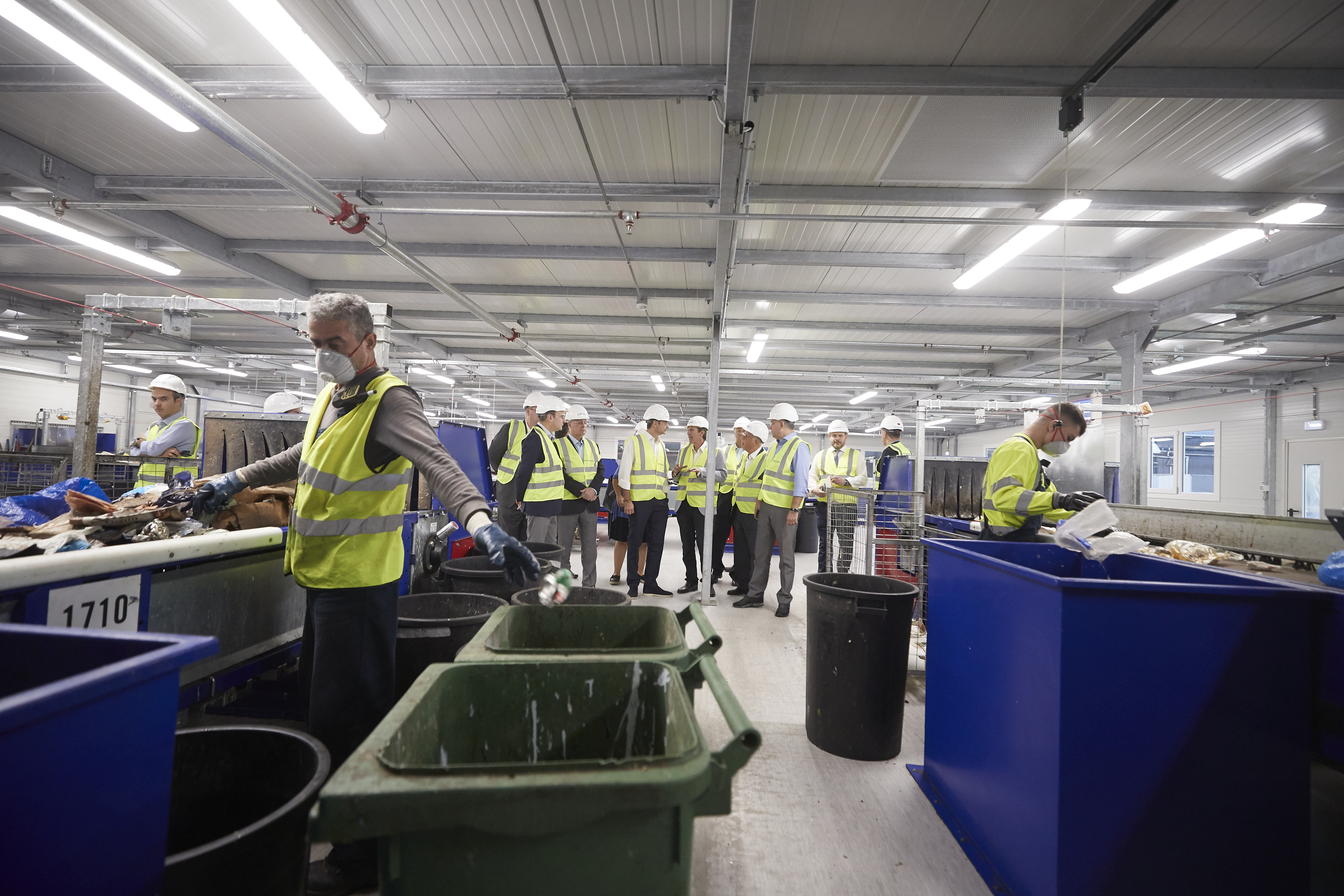 2725702.jpg Πρότυπη μονάδα επεξεργασίας αποβλήτων