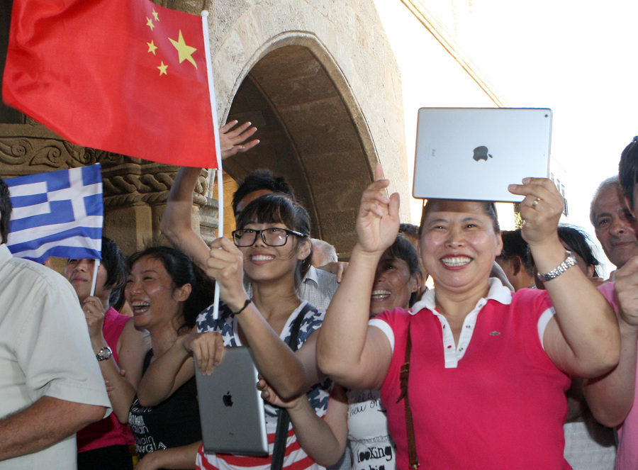 14238061_1.jpg Κινέζοι τουρίστες στην Ρόδο