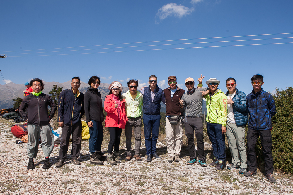 4558609.jpg Κινέζοι τουρίστες στον Όλυμπο