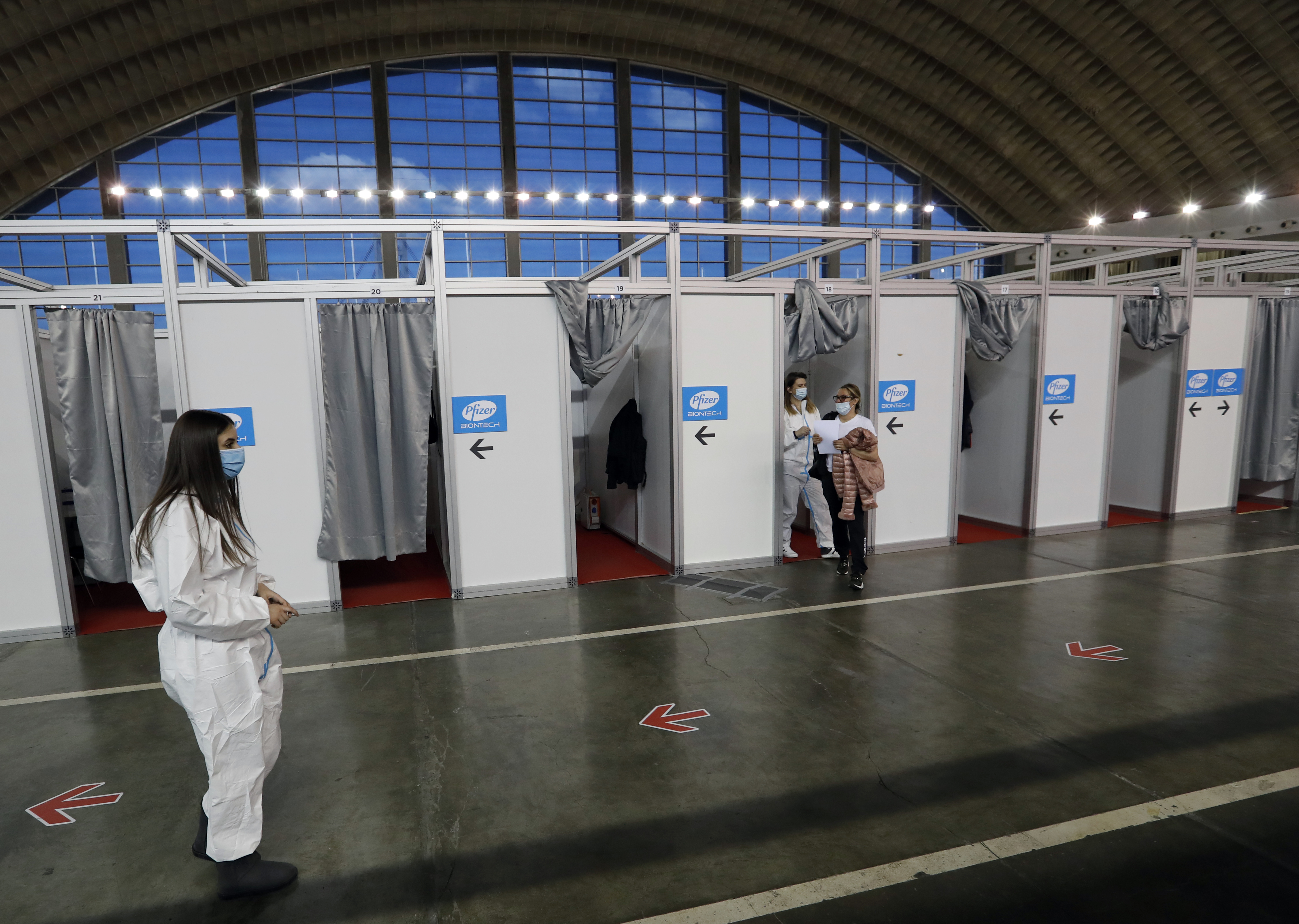 Εμβολιαστικό κέντρο στη Σερβία