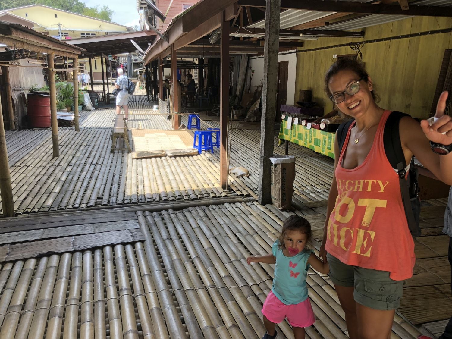 vorneo4.jpg vorneo4.jpg