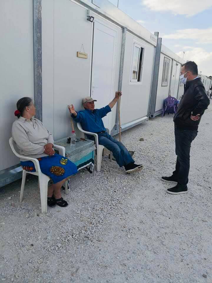 Ο Κόκκαλης στους σεισμόπληκτους