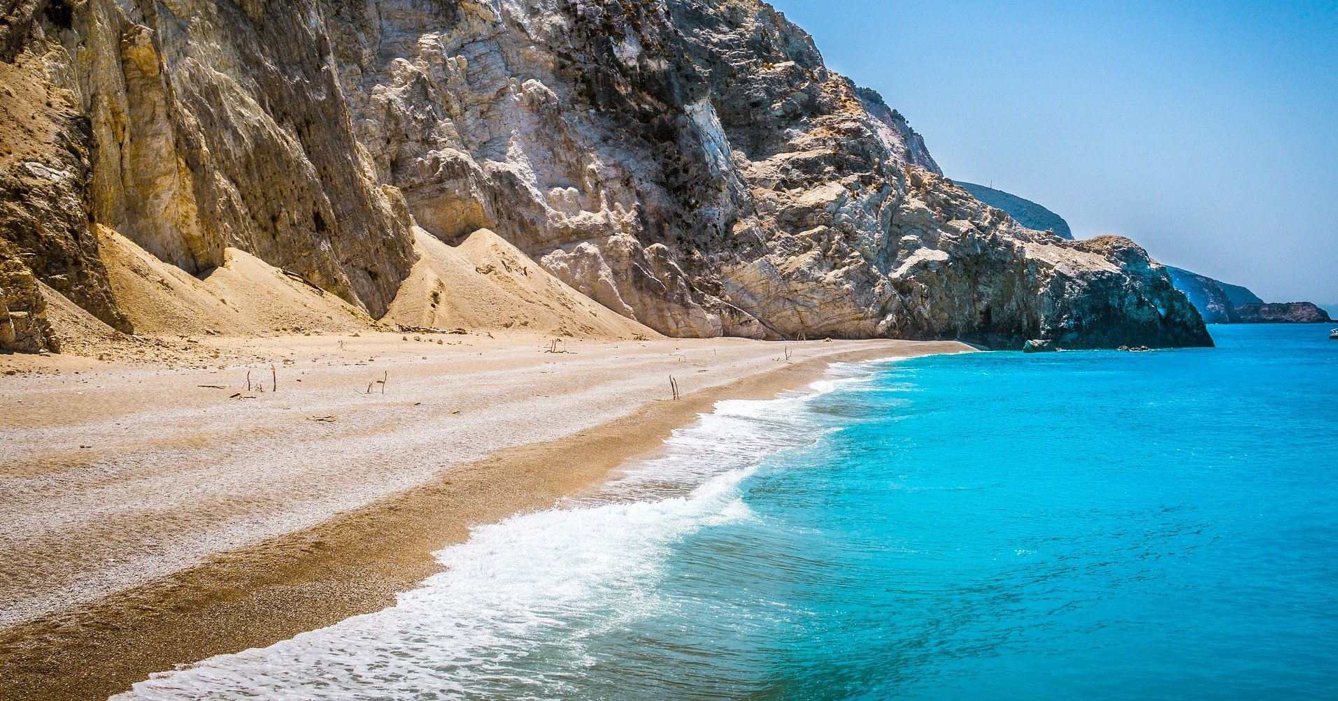 Εγκρεμνοί: Η ωραιότερη παραλία της Ελλάδας ξανά προσβάσιμη μετά από 6 χρόνια | Έθνος