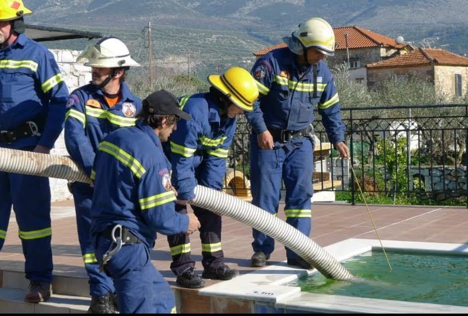 «ΓΑΙΑ»: Οι διασώστες της Μάνης