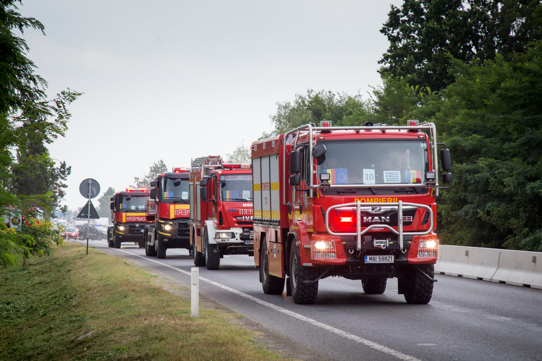 Φωτιά Εύβοια-Ρουμάνοι πυροσβέστες στο ethnos.gr: Θα μείνουμε μέχρι να σβήσει και η τελευταία φλόγα