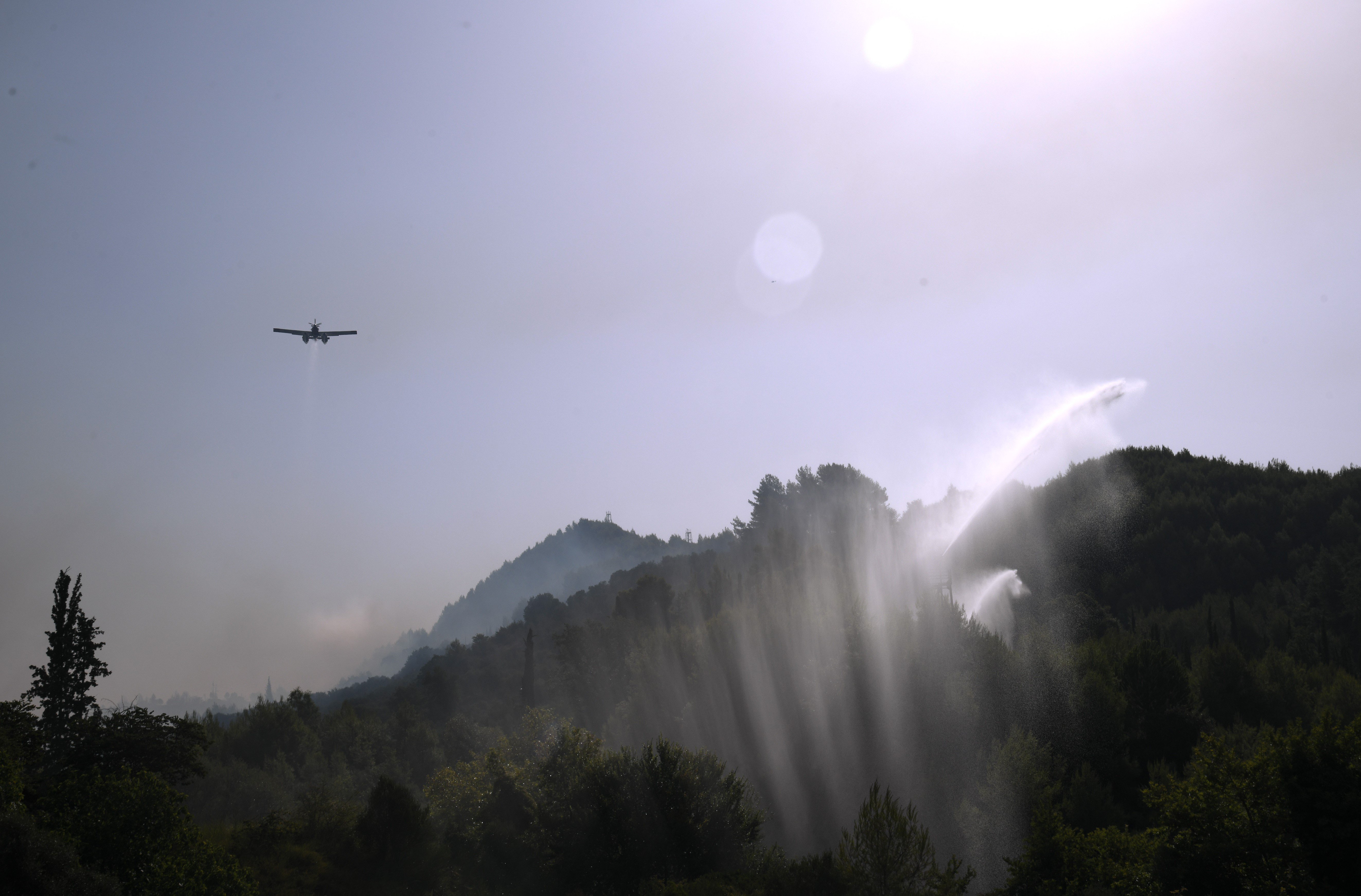 3232164.jpg 3232164.jpg