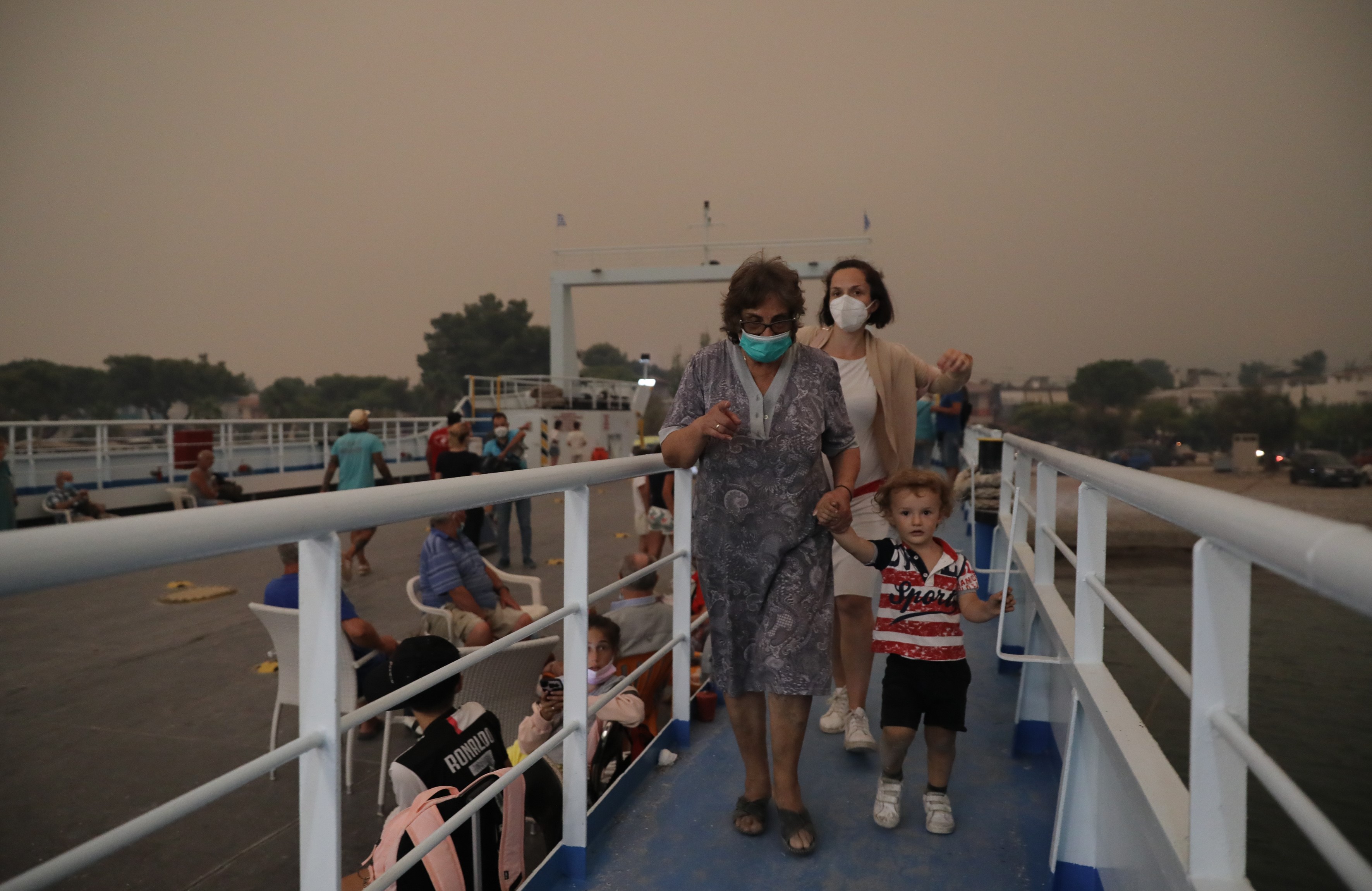 3234125.jpg 3234125.jpg