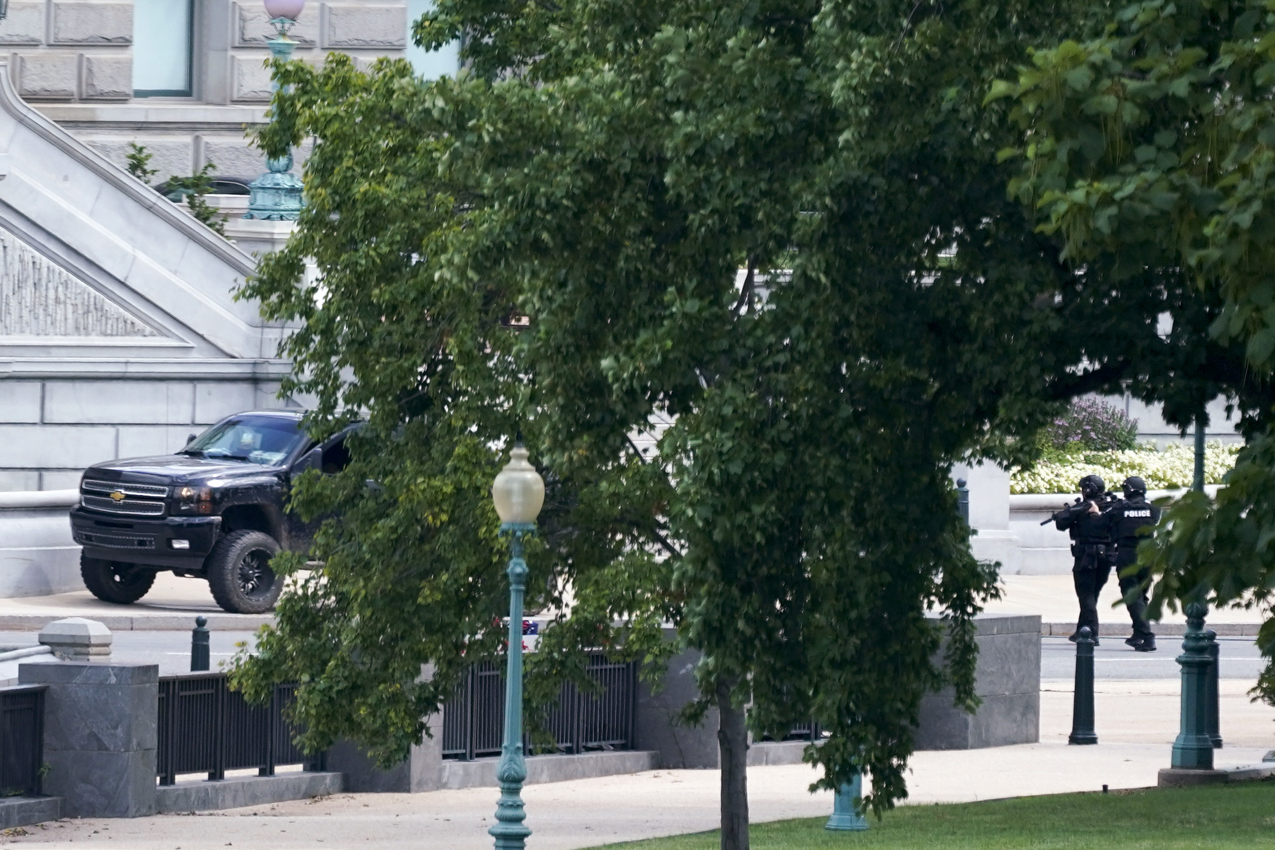 ap21231674149025.jpg ap21231674149025.jpg