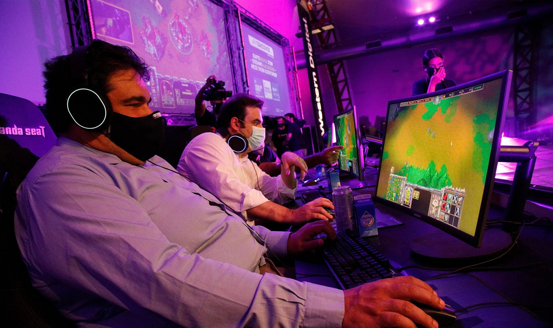 ΔΕΘ: Γεωργιάδης, Πιερρακάκης και Λιβάνιος έπαιξαν video games - Ποιος αναδείχθηκε νικητής