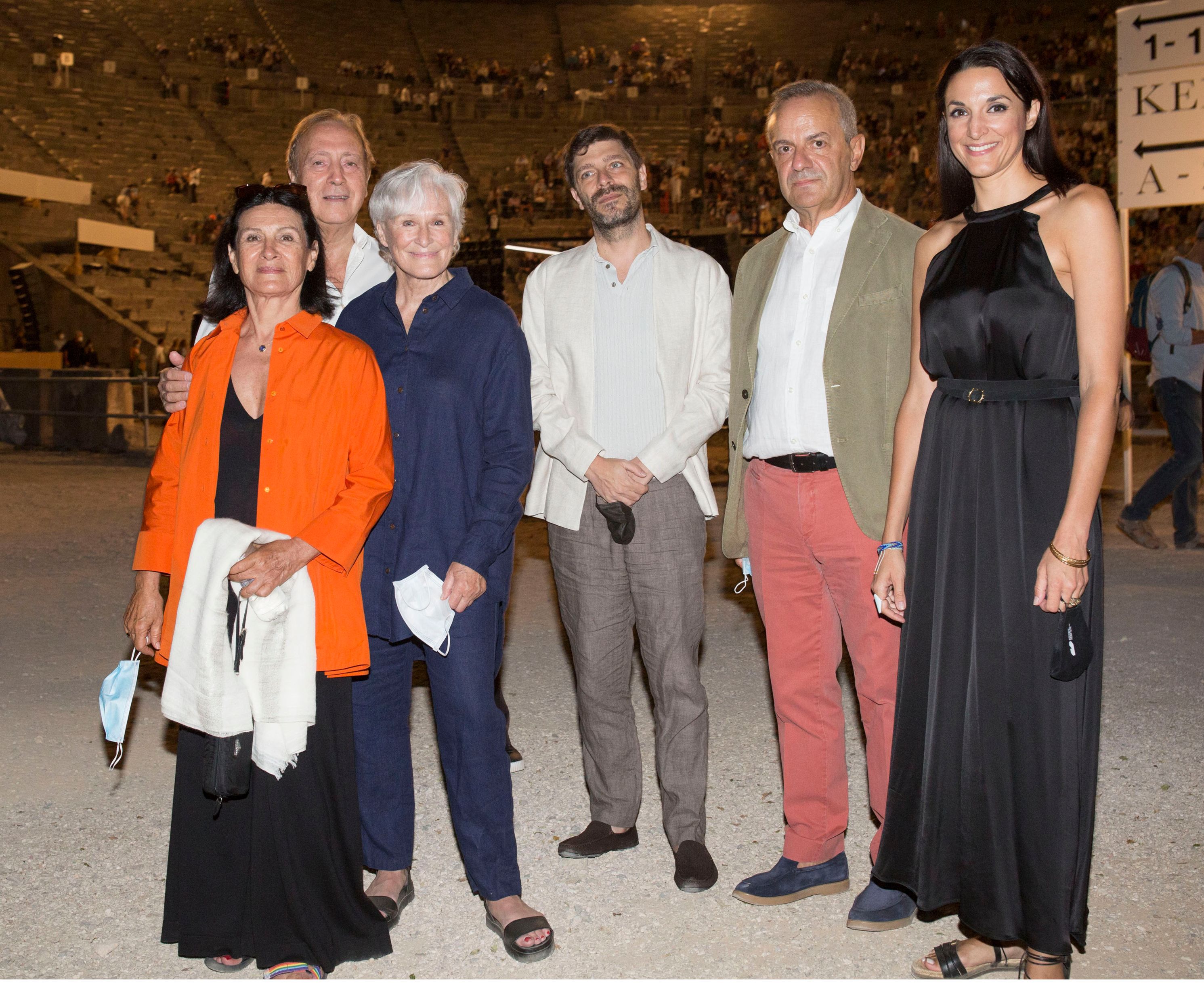 gklen_klooyz.jpg Glenn Close