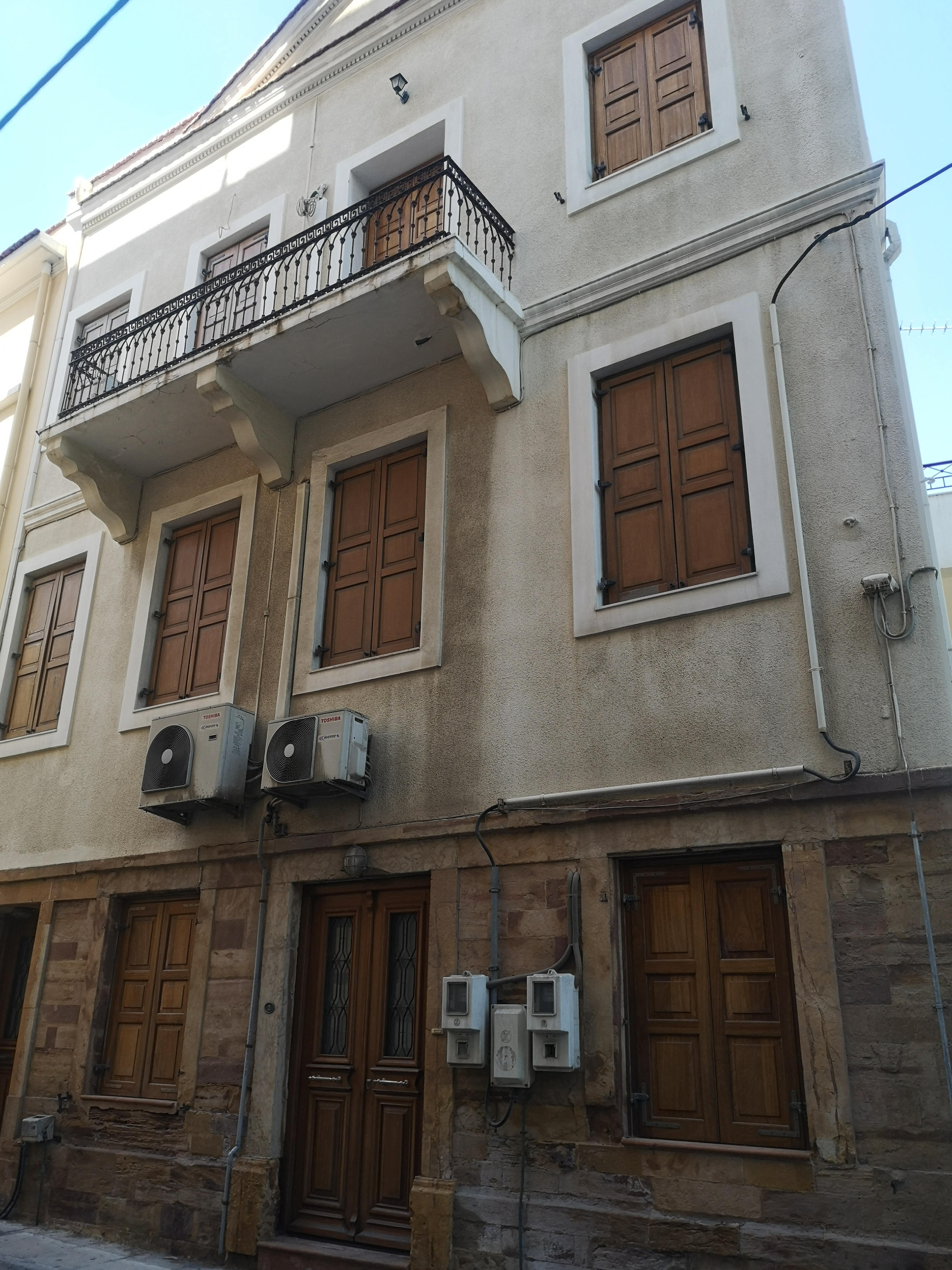 σπίτι που γεννήθηκε ο Μίκης Θεοδωράκης στη Χίο