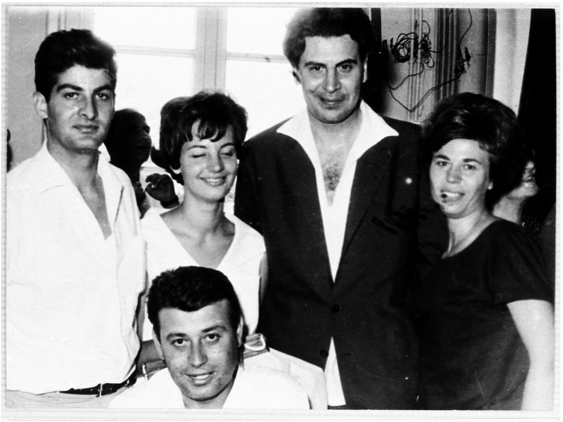 Μίκης Θεοδωράκης