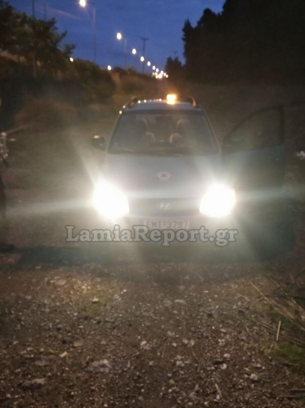 αναζήτηση τουριστών στα Καμένα Βούρλα