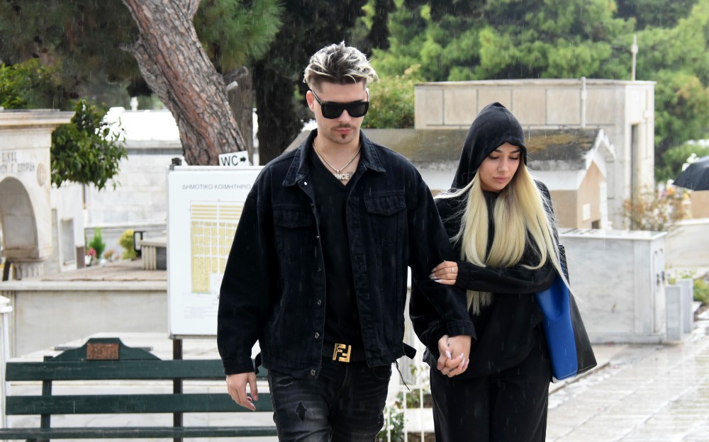 μνημόσυνο Mad Clip