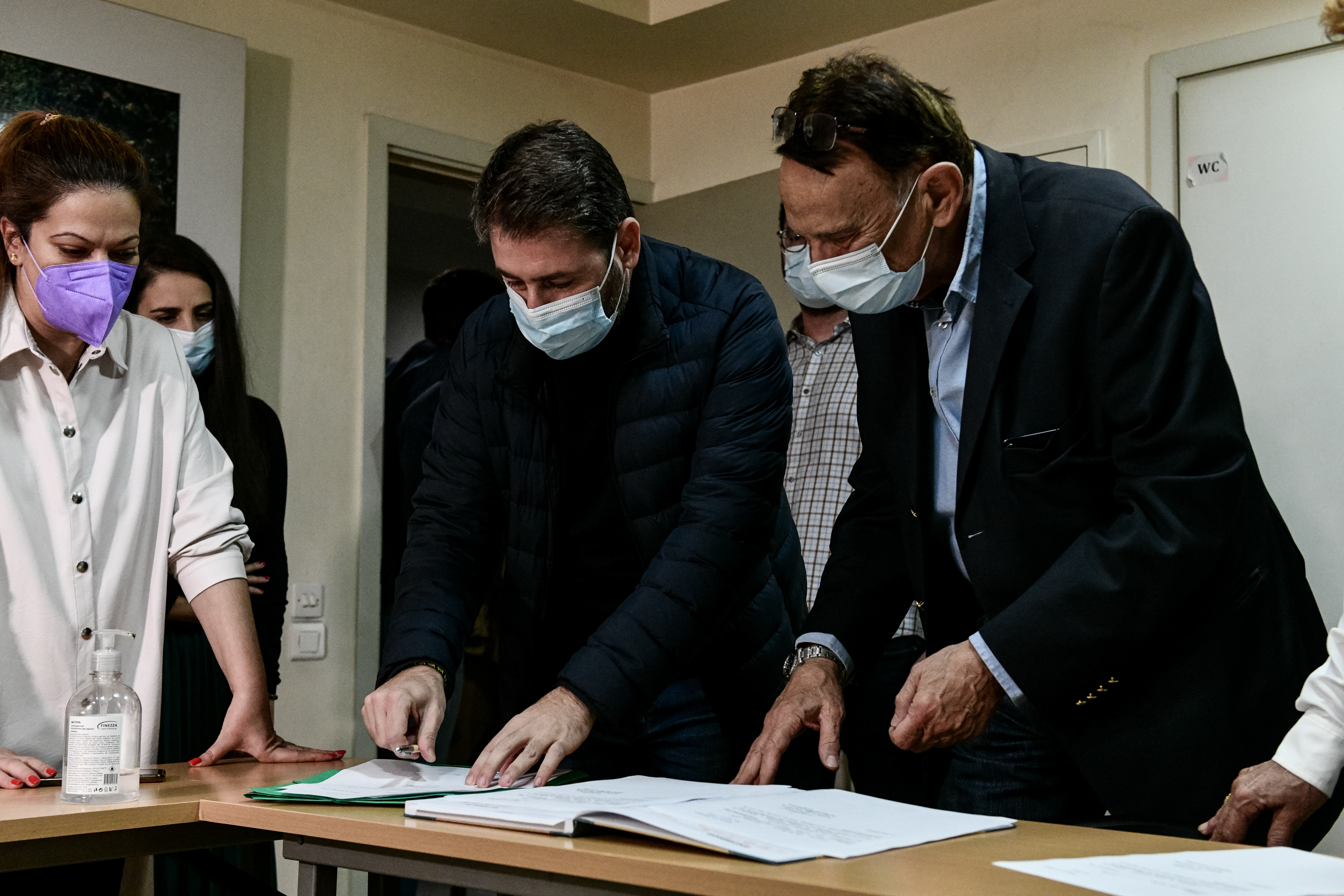 nikos-androylakis_2.jpg nikos-androylakis_2.jpg