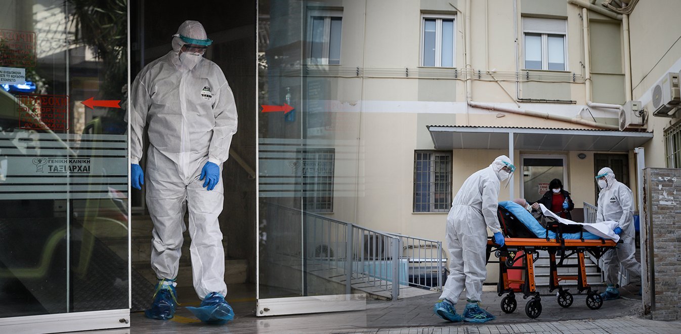 «Καταπέλτης» ο πρόεδρος του ΕΟΔΥ για την κλινική στο Περιστέρι - Μαρτυρίες ασθενών