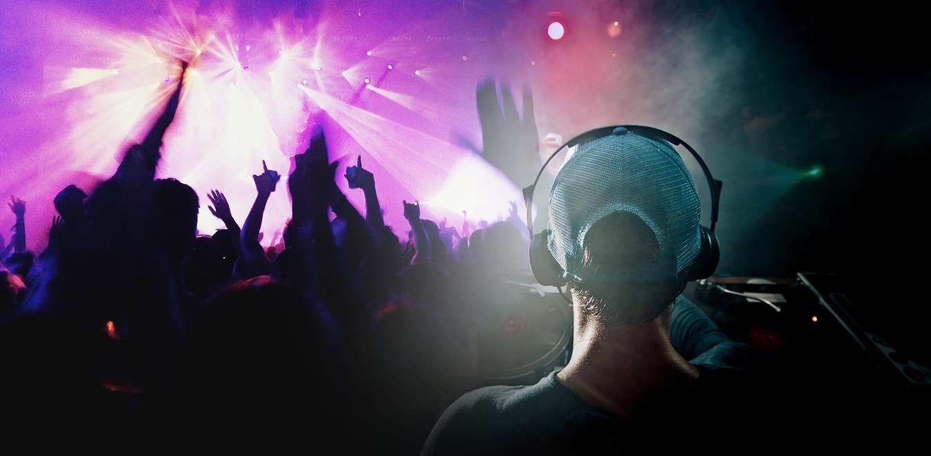 Βατόπουλος: Ενας ασυμπτωματικός σε κλαμπ μπορεί να κολλήσει 400 άτομα