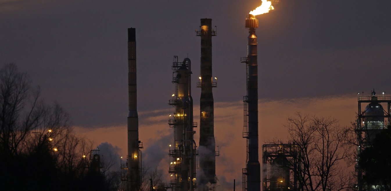 Πετρέλαιο: Η τιμή του υποχωρεί σχεδόν κατά 6% λόγω κοροναϊού