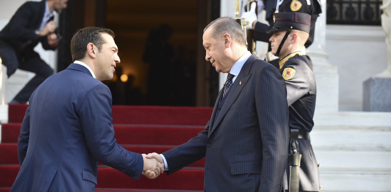 Στην Τουρκία ο Τσίπρας με στόχο τη µείωση της έντασης στο Αιγαίο