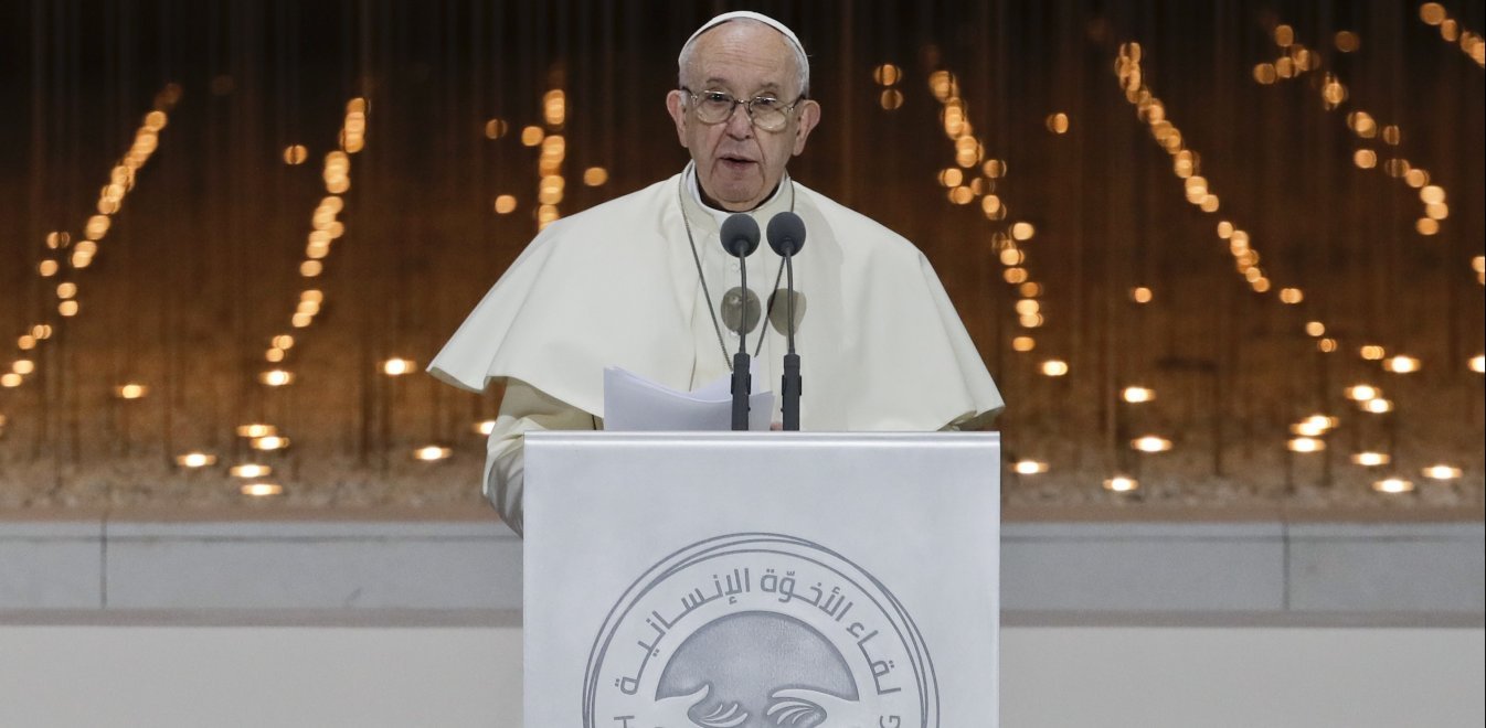 Iταλία: Γιατί η ακροδεξιά επιτίθεται στον Πάπα Φραγκίσκο 