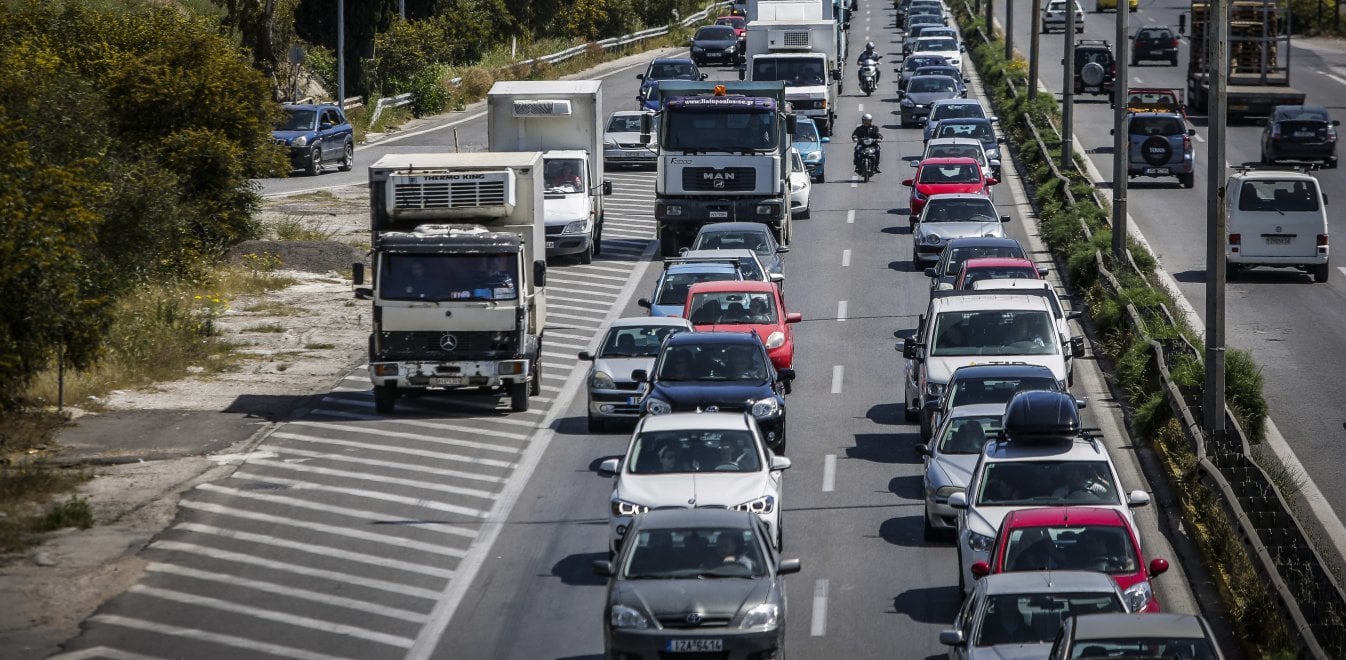 15.500 φορτηγατζήδες έχουν βουλγαρικές πινακίδες και δηλώνουν άνεργοι