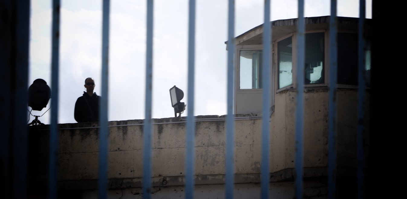 ÎÏÏÎ·Î³ÏÏ Î¼Î±ÏÎ¯Î±Ï ÏÏÎ½ ÏÏÎ»Î±ÎºÏÎ½ ÎÎ¿ÏÏÎ´Î±Î»Î»Î¿Ï: ÎÎ±Ï ÏÎºÎ¿ÏÏÎ½Î¿ÏÎ½ ÎºÎ±Î¹ Î¼Î±Ï ÎµÎ¾Î¿ÏÎ´ÎµÏÎµÏÏÎ½Î¿ÏÎ½