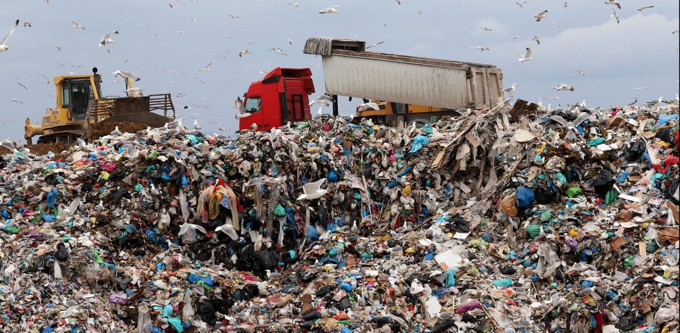 Υπ. Περιβάλλοντος: Όλο το σχέδιο τετραετίας για τα σκουπίδια - Οι 7 «βόμβες» της χώρας