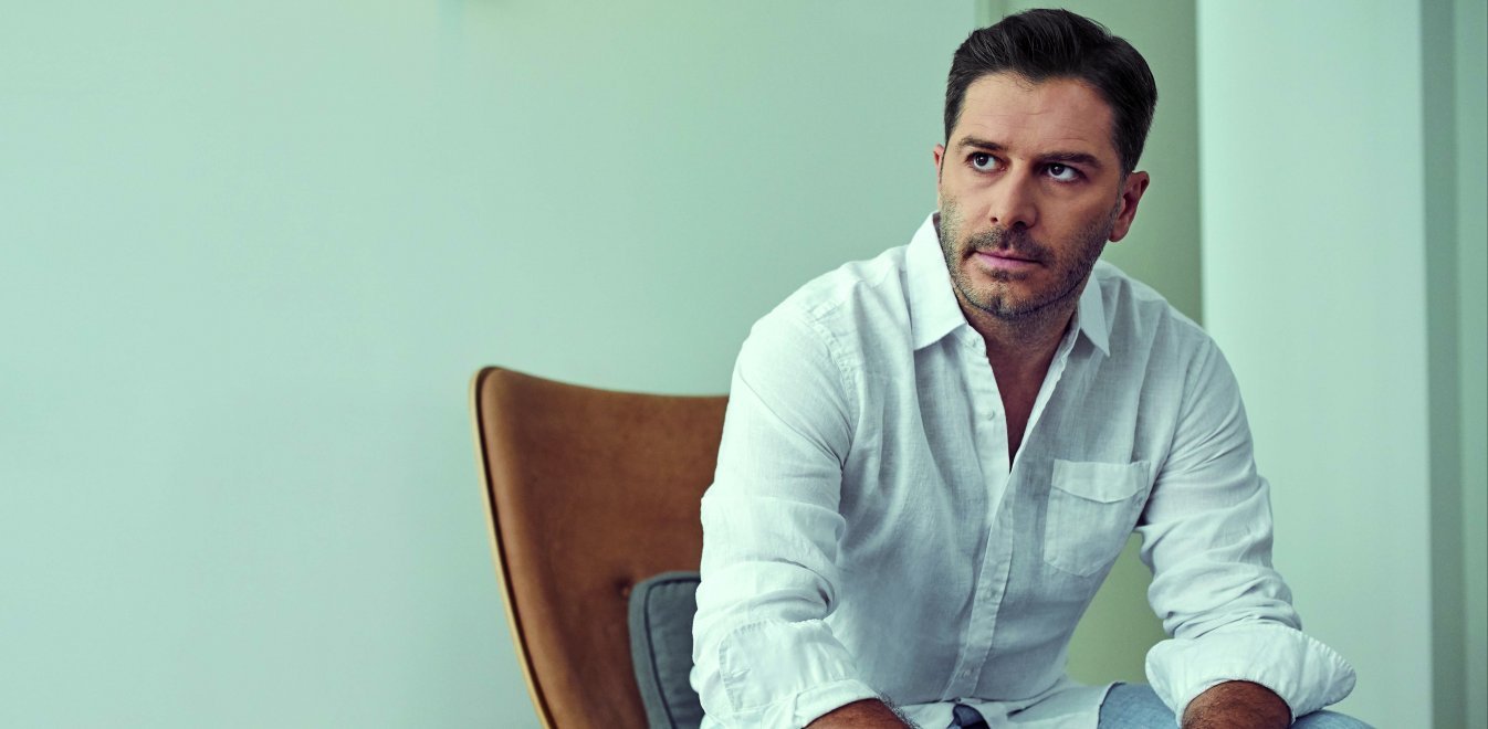 Ale3andros Mpoyrdoymhs 3odeythka Se Kosmikothtes Xwris Logo E8nos