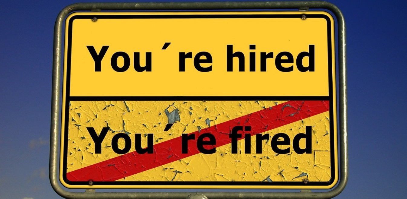 Εργαζόμενε, απολύεσαι: Γιατί έτσι είναι ο φιλελευθερισμός, ηλίθιε