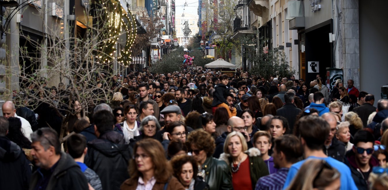 Χριστουγεννιάτικη αγορά: Κατρακύλησε τα τελευταία 10 χρόνια - Πόσα δισ. € χάθηκαν