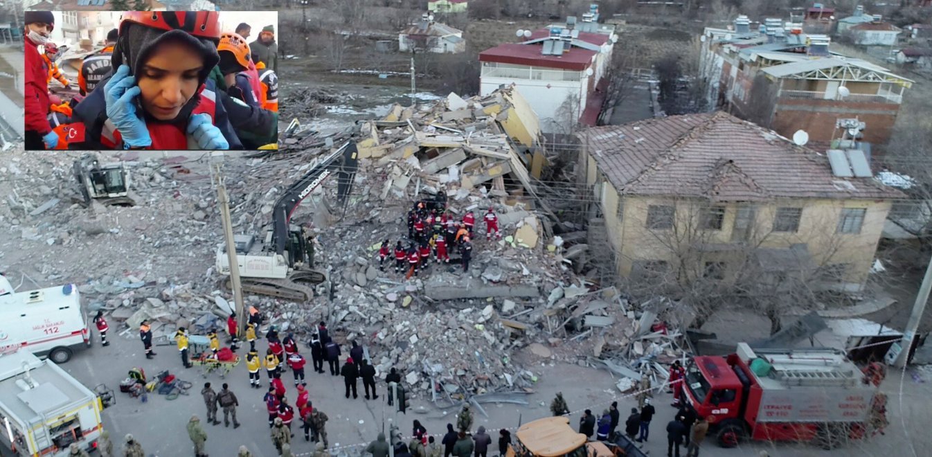 Σεισμός Τουρκία: Γυναίκα μιλά από τα συντρίμμια - Στους 22 οι νεκροί