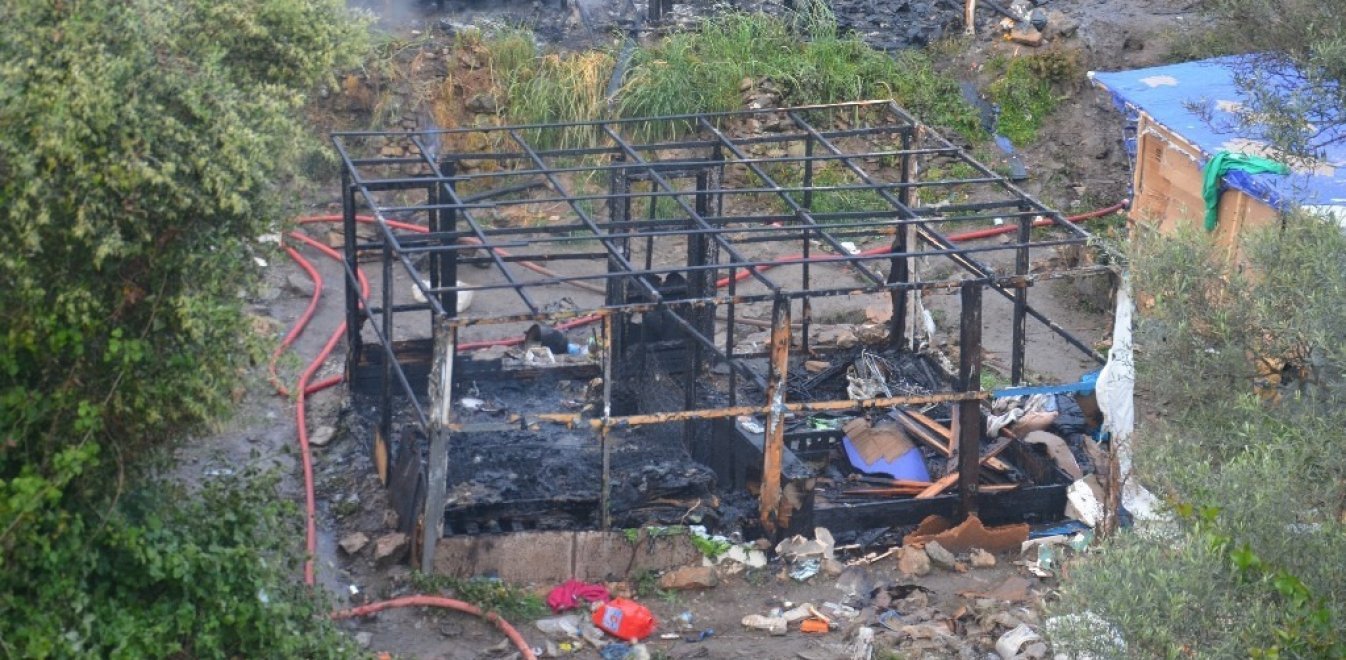 «Βράζει» η Σάμος: Νέες συμπλοκές και μαχαιρώματα στο ΚΥΤ - Τι ζητεί ο δήμαρχος