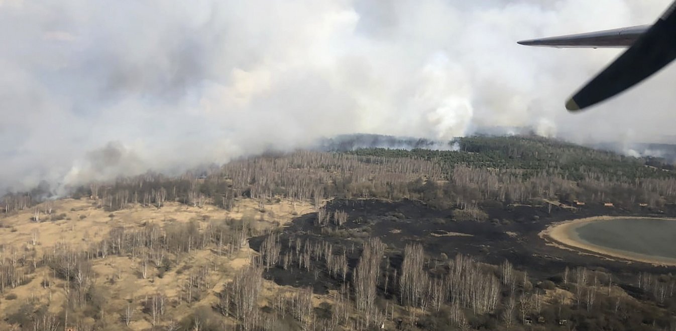 Ουκρανία: Πυρκαγιά κοντά στο Τσερνόμπιλ - Προκαλεί αύξηση της ραδιενέργειας