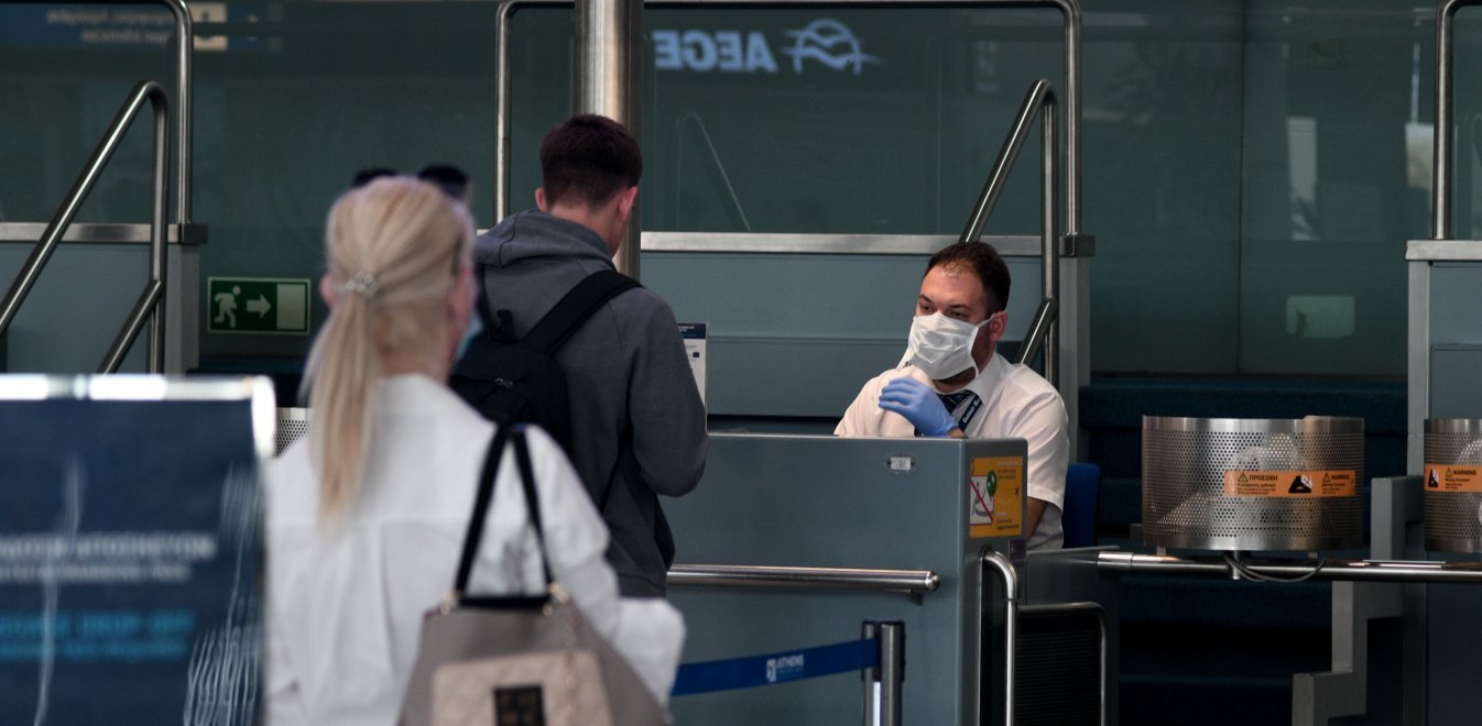 Καμπανάκι από καθηγητή του ΑΠΘ: Νωρίτερα το δεύτερο κύμα κορονοϊού αν έρθουν ασυμπτωματικοί τουρίστες