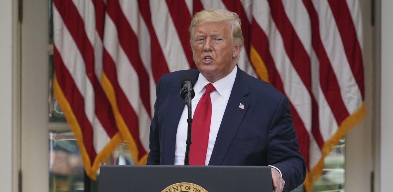 Ντόναλντ Τραμπ: Υπογράφει εκτελεστική εντολή για να βάλει «λουκέτο» στα social media  