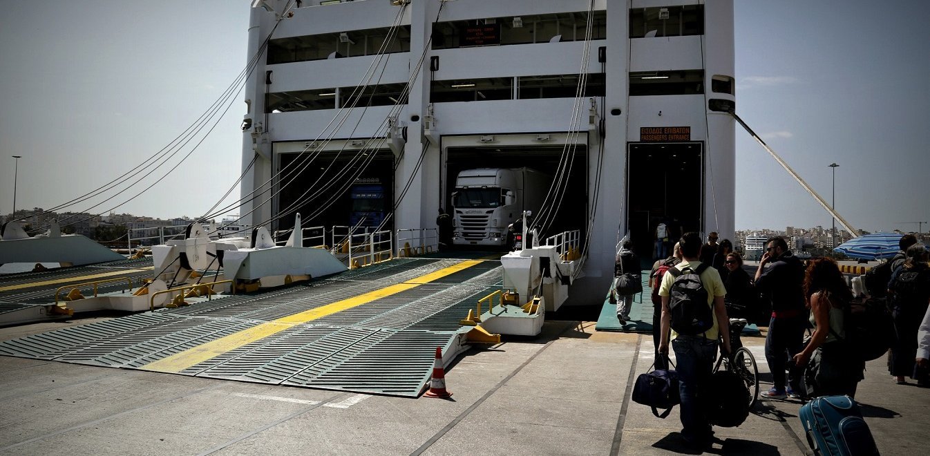 Ανοίγουν οι μετακινήσεις προς την ηπειρωτική χώρα και την Κρήτη από Δευτέρα (18/5)