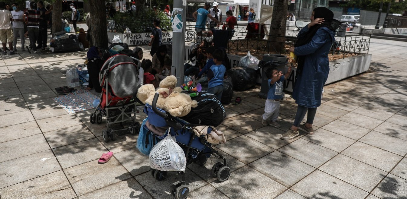 Πλατεία Βικτωρίας: Διαπραγματεύσεις προσφύγων - μεταναστών και Αστυνομίας