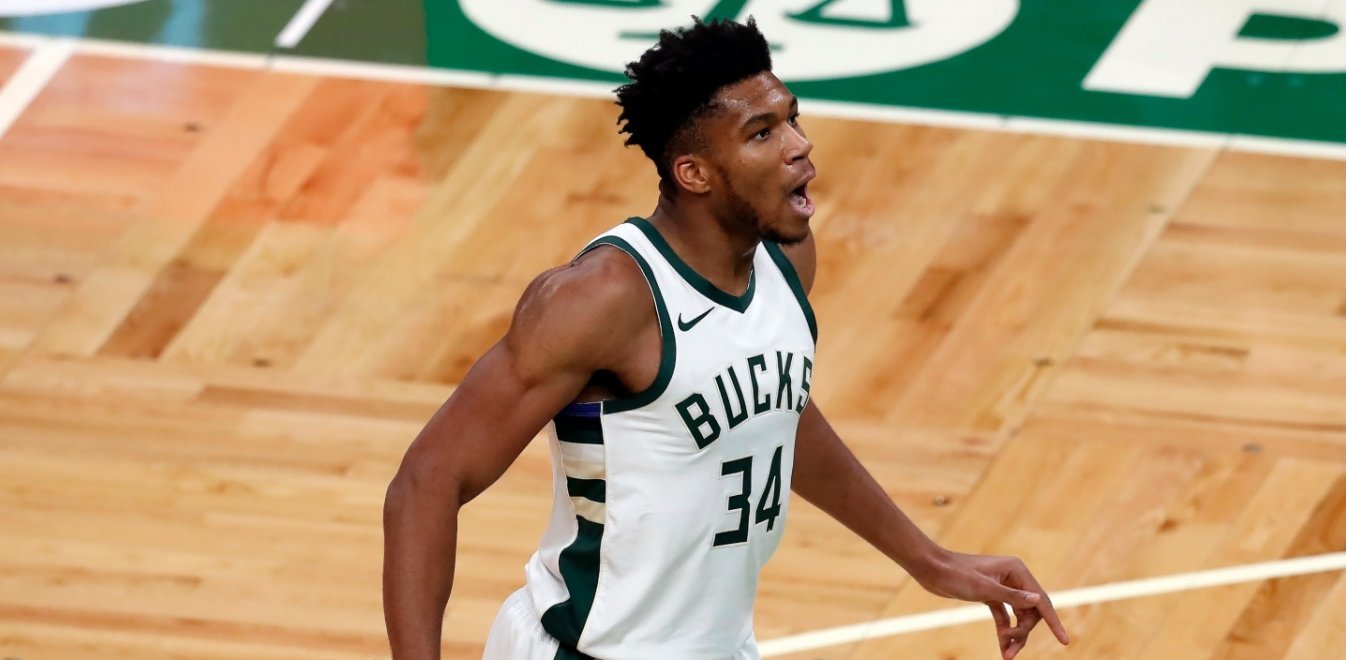 Nba O Giannhs Antetokoynmpo Kai H Parea Toy Stoys Mpaks Isopedwsan Toys Goyoriors E8nos