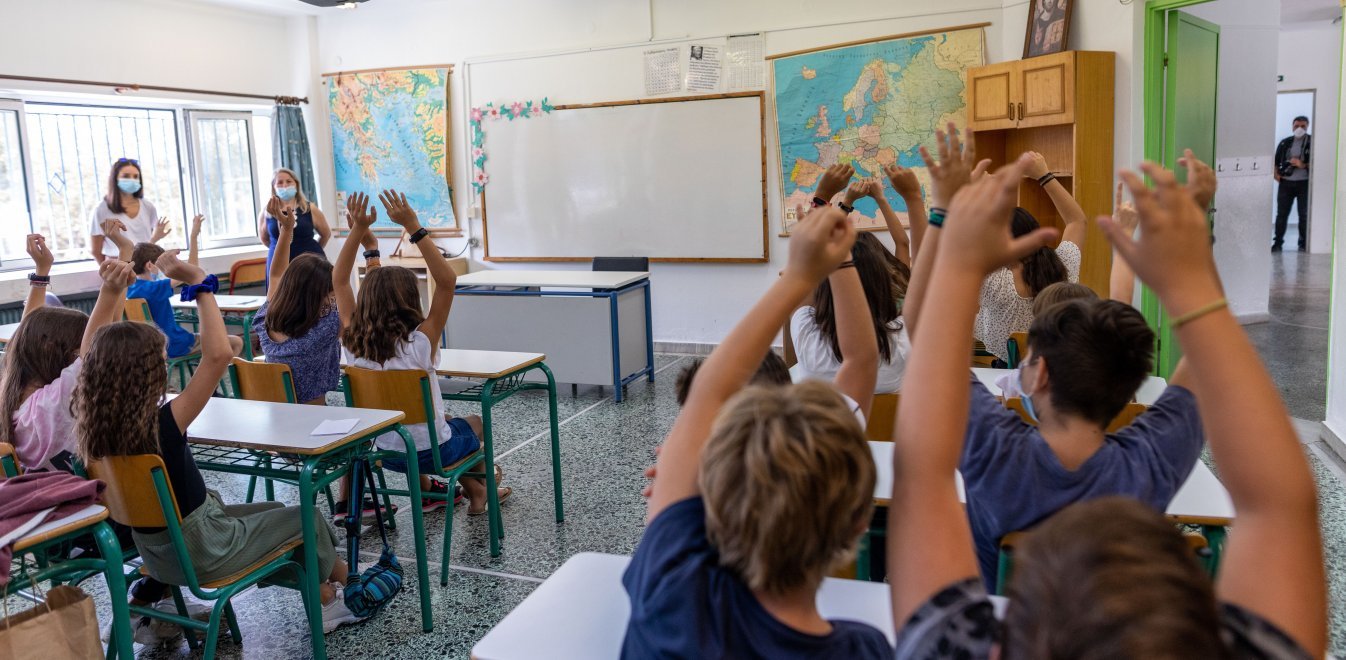 Κορονοϊός - Σχολεία: Ενημέρωση του ΕΟΔΥ κάθε Τετάρτη για τους μαθητές 4 - 17 ετών που νοσούν | Έθνος