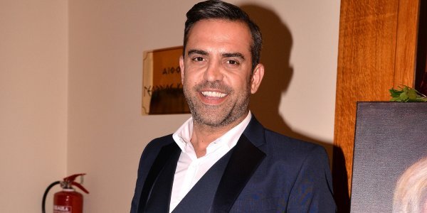 Î Î£ÏÎ­ÏÎ±Î½Î¿Ï ÎÏÎ½ÏÏÎ±Î½ÏÎ¹Î½Î¯Î´Î·Ï ÎºÎ±ÏÎµÎ²Î±Î¯Î½ÎµÎ¹ ÏÏÎ¿ÏÎ®ÏÎ¹Î¿Ï Î´Î·Î¼Î¿ÏÎ¹ÎºÏÏ ÏÏÎ¼Î²Î¿ÏÎ»Î¿Ï