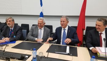 Αποστολάκης-Ακάρ