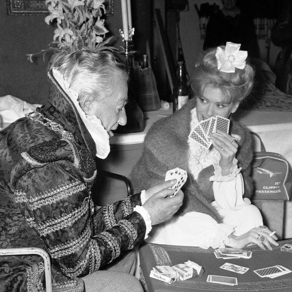 Μελίνα Μερκούρη: Η τελευταία Ελληνίδα θεά - Έρωτες, αγώνες και πολιτική