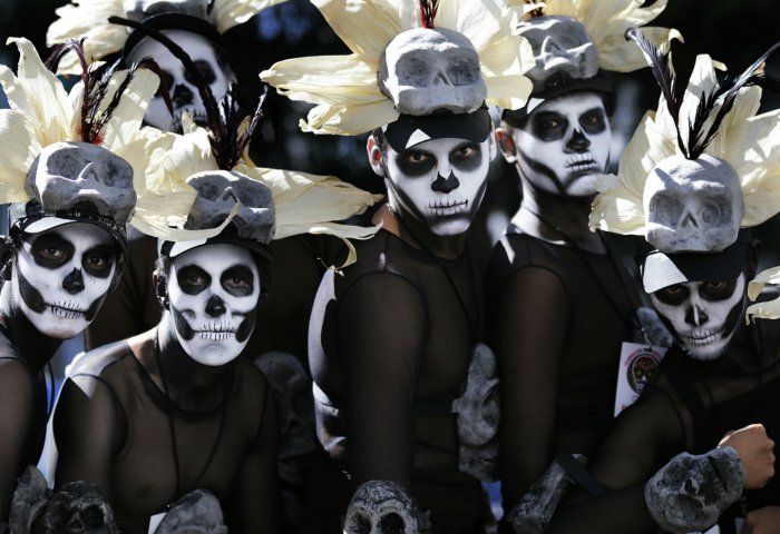 Χολιγουντιανό υπερθέαμα η Μέρα των Νεκρών στο Μεξικό (pics)