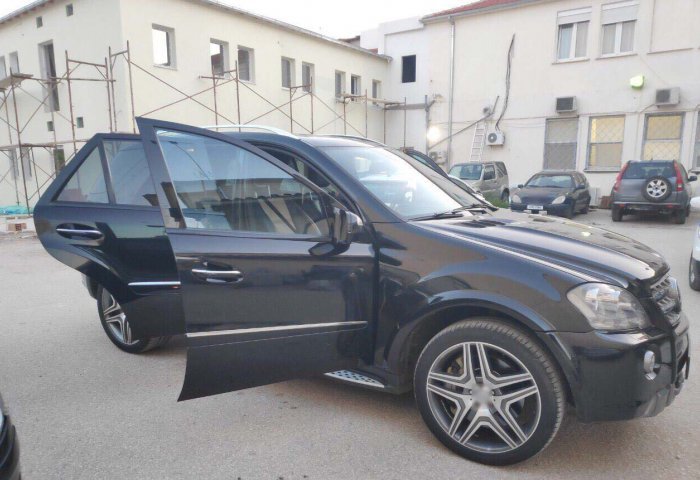 Έβρος: Στα 2.700 ευρώ η… ελίτ μεταφορά προσφύγων με Mercedes (pics)