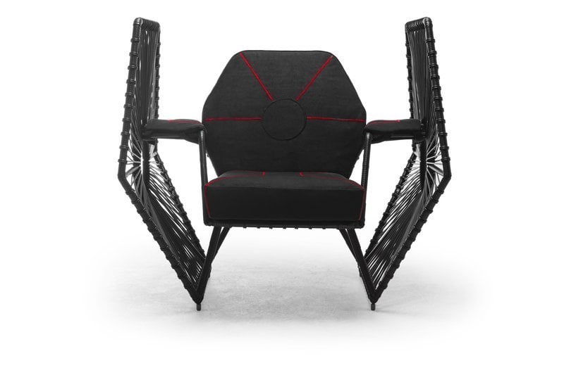 imperial_wings_easy_armchair_black_front.width-800.jpg