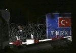 Κυβερνητική πηγή: Οι Τούρκοι οδηγούν και «ποινικούς» στα σύνορα 