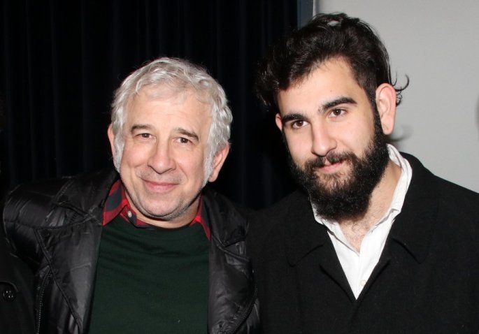 filippidis_me_ton_gio_toy.jpg Πέτρος και Δημήτρης Φιλιππίδης