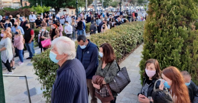 11111.jpg επιταφιος, πιστοί, κορονοϊός